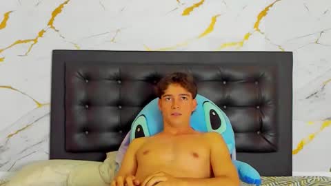 noah_smith01 online show from January 6, 11:25 am