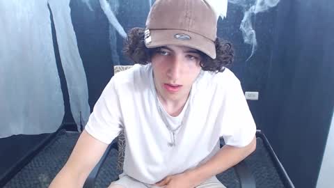 noah_sokolov online show from November 1, 4:33 pm