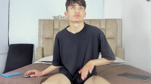 Sebas  online show from March 25, 4:27 am