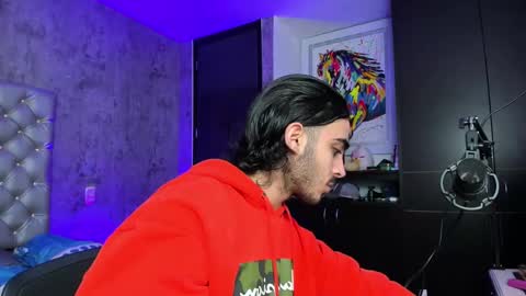 Snapshot of novacry chatting on February 12, 12:33 pm Nova online show from February 12, 12:33 pm