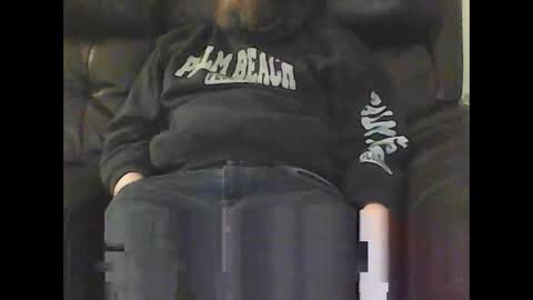 nudestud887 online show from December 17, 11:59 pm