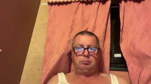 Snapshot of nurod chatting on October 28, 2:58 am nurod online show from October 28, 2:58 am