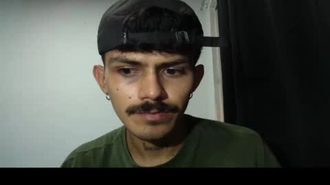 Cris online show from December 3, 3:40 am