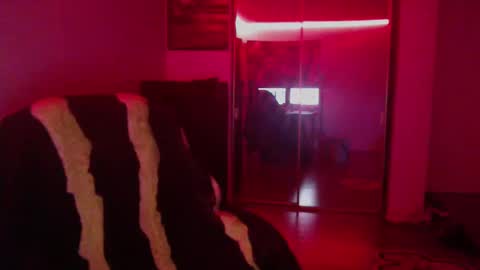 Money online show from December 10, 2:13 am