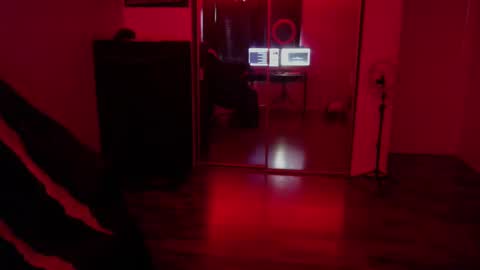 Money online show from October 28, 6:21 pm