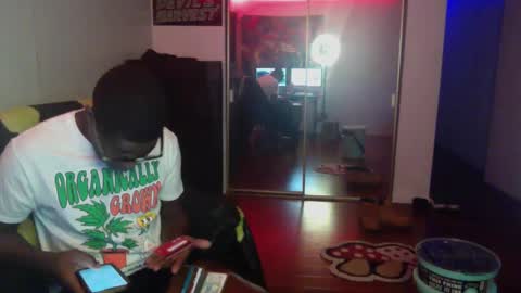 Money online show from December 21, 1:04 am