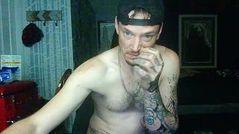 who dares  toss me some  tips lets have fun online show from September 24, 11:52 am