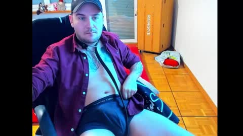 Chris online show from December 17, 9:07 am