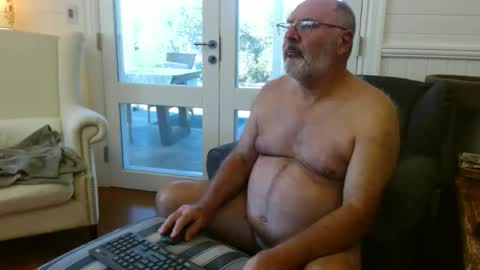 Ohjonny online show from April 17, 3:42 am