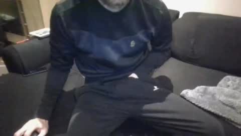 TheDee online show from December 8, 4:07 pm