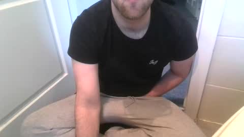 TheDee online show from April 25, 11:57 am