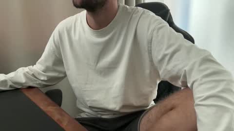 ohmymichael online show from February 17, 9:19 am