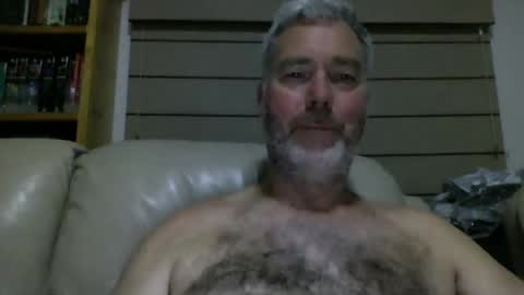 oiledcouple1 online show from March 1, 12:12 pm