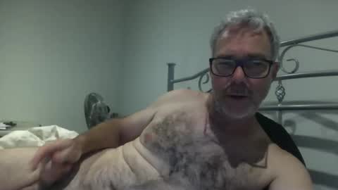 oiledcouple1 online show from October 10, 9:36 am