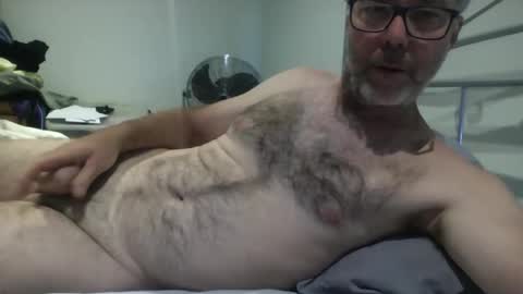 oiledcouple1 online show from October 27, 10:17 am