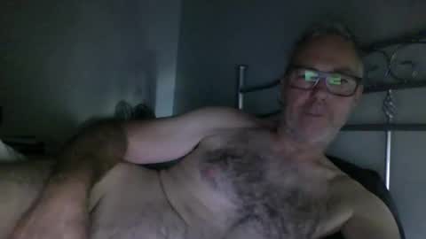 oiledcouple1 online show from September 21, 9:53 am