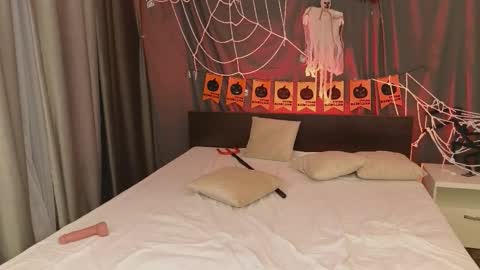 Snapshot of okerriella chatting on October 26, 9:39 pm Ami online show from October 26, 9:39 pm