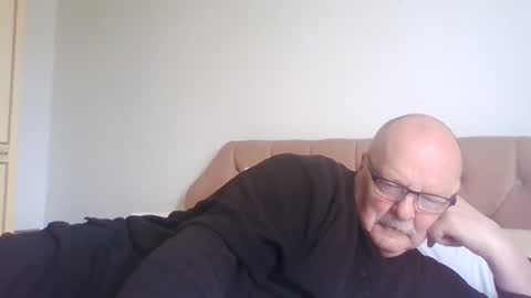 old_fkrr_ online show from May 22, 11:04 am