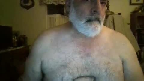 Snapshot of oldcockforyngladies chatting on January 1, 10:11 am oldcockforyngladies online show from January 1, 10:11 am