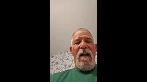 oldermoguy1 online show from April 13, 7:03 pm