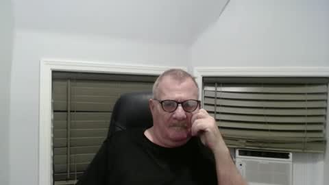 oldguybigd online show from September 21, 5:51 am