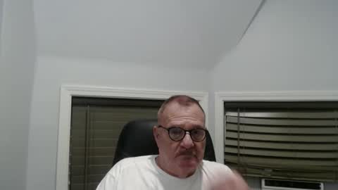 oldguybigd online show from September 11, 5:28 am