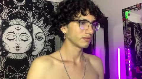 Oliver fast online show from November 30, 10:28 am