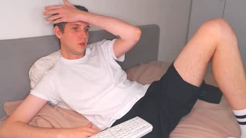 Oliver online show from September 22, 6:07 pm