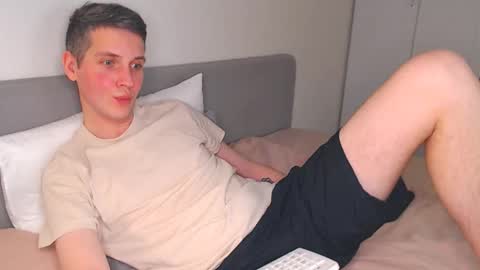 Oliver online show from February 24, 5:14 pm