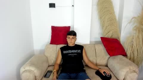 OLIVER online show from February 2, 12:24 pm