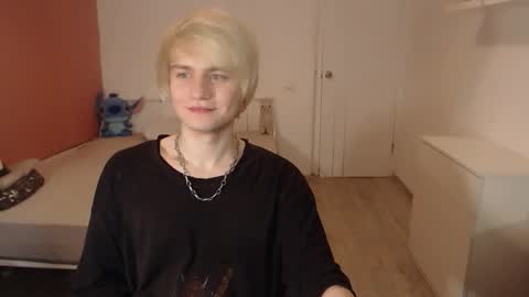 Oliver online show from November 15, 2:02 am