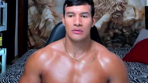 oliver_tommy online show from November 3, 3:25 pm