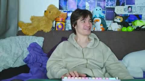 Tony online show from November 4, 8:43 pm