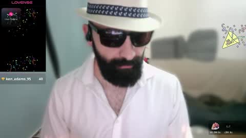 ona nisme online show from December 18, 5:25 am