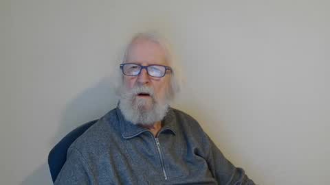 Snapshot of onanister chatting on January 25, 7:38 am Somewhere over the rainbow online show from January 25, 7:38 am