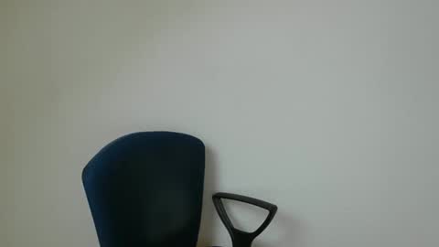 Snapshot of onanister chatting on January 31, 8:11 am Somewhere over the rainbow online show from January 31, 8:11 am