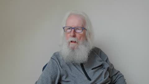 Snapshot of onanister chatting on December 20, 1:22 pm Somewhere over the rainbow online show from December 20, 1:22 pm