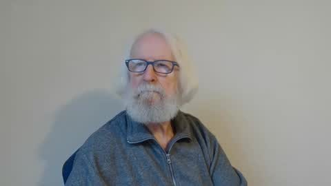 Snapshot of onanister chatting on February 12, 7:23 am Somewhere over the rainbow online show from February 12, 7:23 am