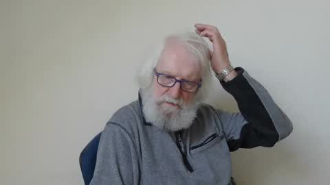 Snapshot of onanister chatting on March 9, 8:29 am Somewhere over the rainbow online show from March 9, 8:29 am