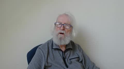 Snapshot of onanister chatting on March 4, 8:13 am Somewhere over the rainbow online show from March 4, 8:13 am