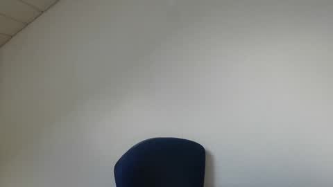 Snapshot of onanister chatting on September 10, 1:54 pm Somewhere over the rainbow online show from September 10, 1:54 pm