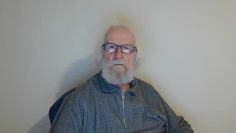 Snapshot of onanister chatting on January 22, 9:11 pm Somewhere over the rainbow online show from January 22, 9:11 pm