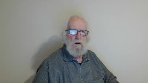 Snapshot of onanister chatting on January 25, 9:14 pm Somewhere over the rainbow online show from January 25, 9:14 pm