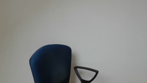 Snapshot of onanister chatting on December 18, 9:04 am Somewhere over the rainbow online show from December 18, 9:04 am