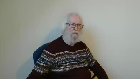 Snapshot of onanister chatting on January 29, 7:36 am Somewhere over the rainbow online show from January 29, 7:36 am