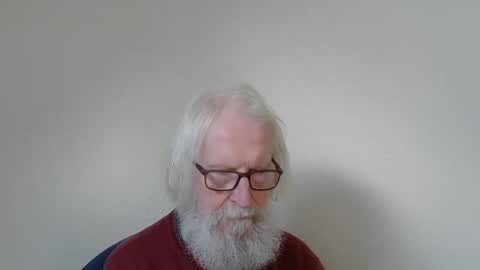 Snapshot of onanister chatting on October 28, 1:24 pm Somewhere over the rainbow online show from October 28, 1:24 pm