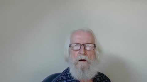 Snapshot of onanister chatting on September 30, 1:47 pm Somewhere over the rainbow online show from September 30, 1:47 pm