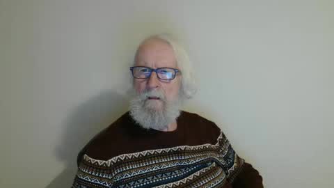 Snapshot of onanister chatting on January 31, 9:37 pm Somewhere over the rainbow online show from January 31, 9:37 pm