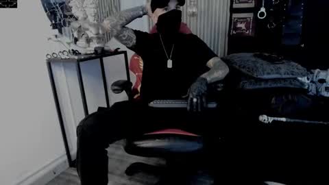 Snapshot of onceagain97_ chatting on October 14, 8:05 pm     ... online show from October 14, 8:05 pm