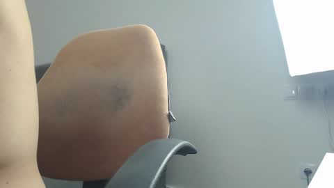 onebestlover online show from January 5, 10:32 am